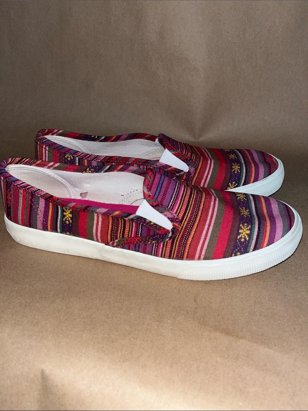 Austin Trading Co Serape Print Slip-On Sneakers Size 8 - Picture 6 of 7